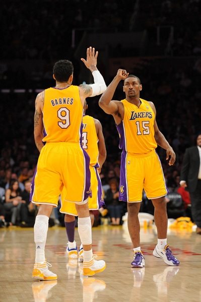 是对他长年 是对他长年