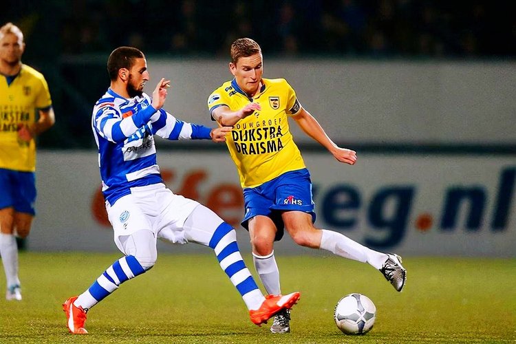 在本賽季持 在本賽季持