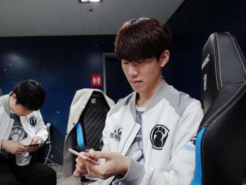 移到二龙与 移到二龙与